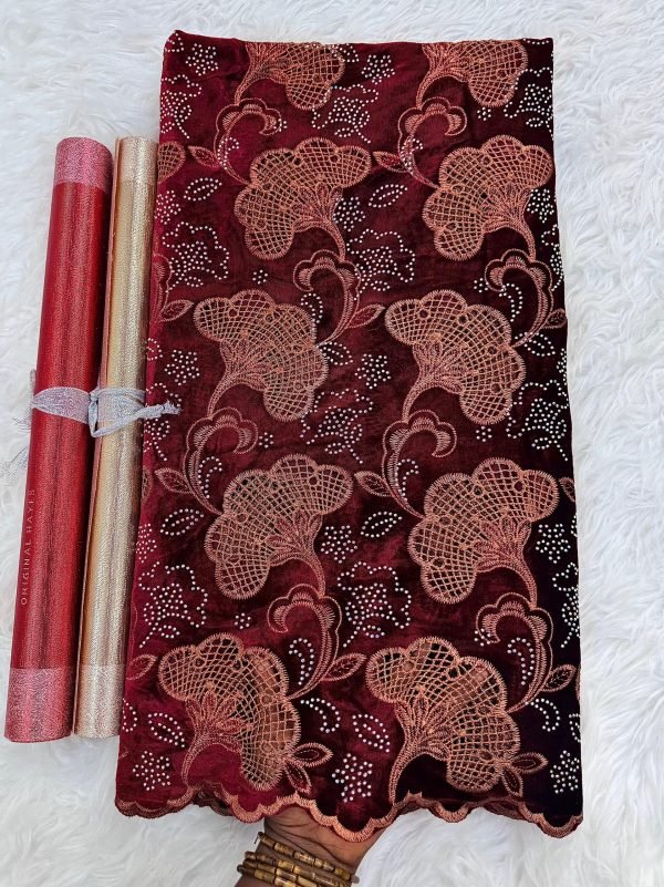 Leaf enhancement elegant velvet lace