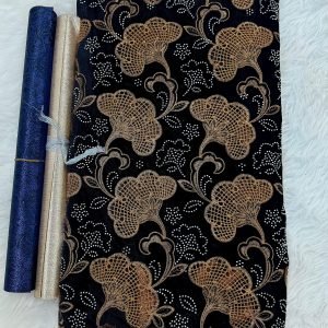Leaf enhancement elegant velvet lace